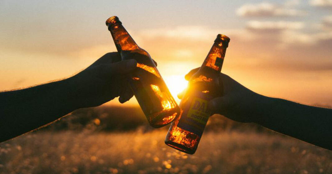 La bière améliorerait le transit intestinal des hommes
