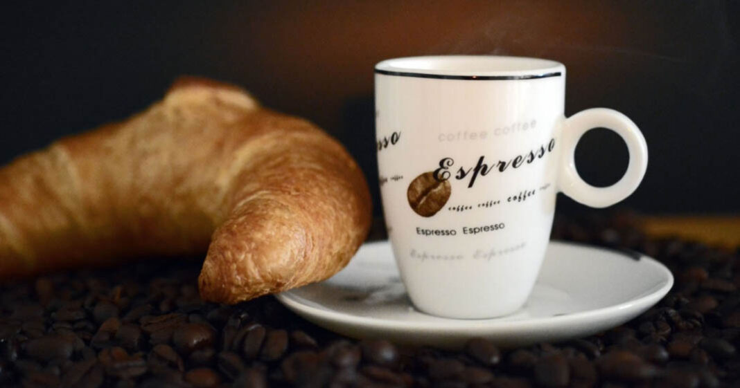 Le petit déjeuner tardif serait meilleur pour la ligne