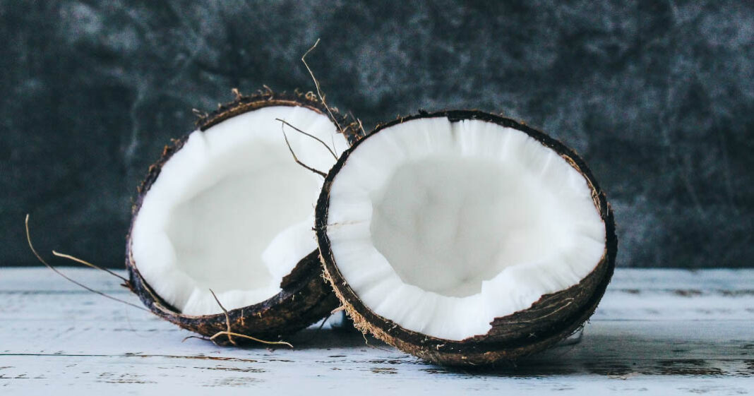 Le savon à la noix de coco tiendrait les moustiques à distance de manière naturelle