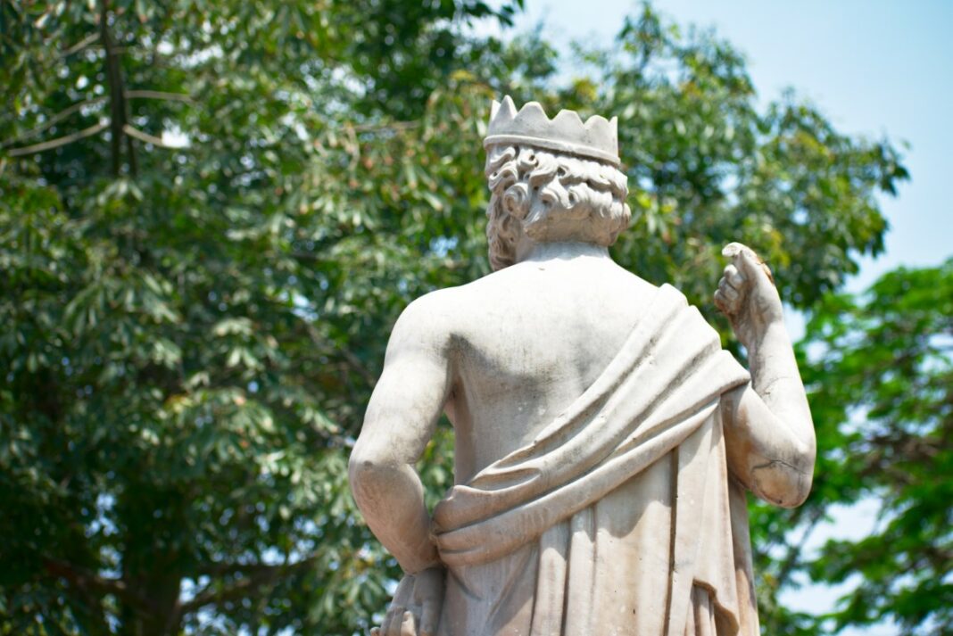 La maladie de l'homme de pierre donne l'illusion de changer en statue