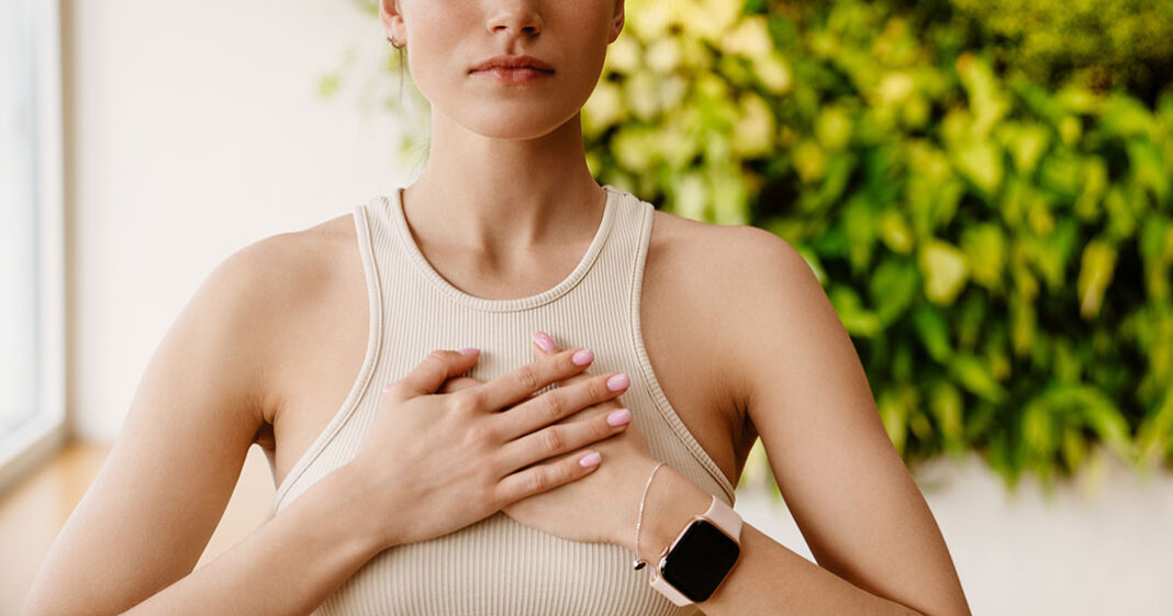 La respiration profonde ou la méditation seraient très efficaces pour apaiser la colère