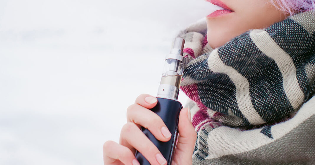La cigarette électronique augmenterait les risques d'infertilité chez les femmes