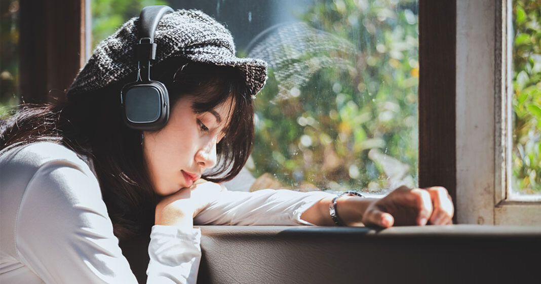 Un lien découvert entre plaisir et écoute de musique triste
